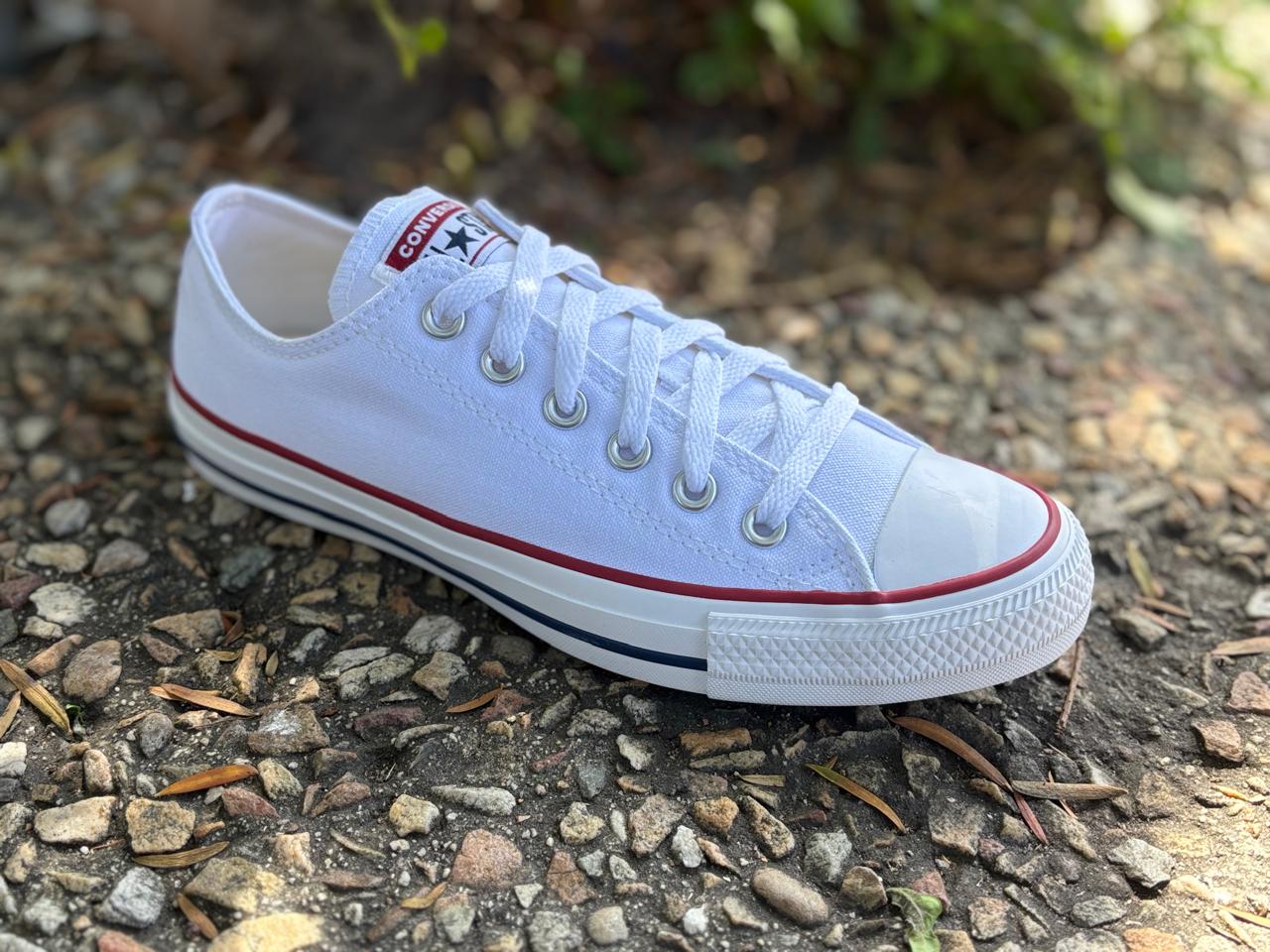 Converse Unisex White Low